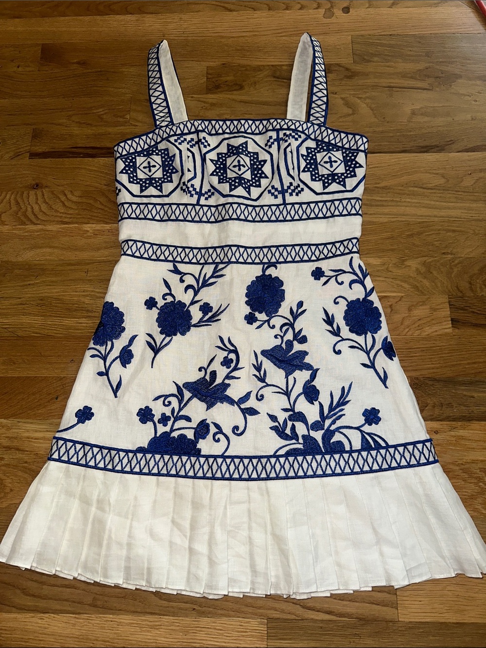 Alexis Asteria Embroidered 100% Linen White and Blue Dress sz XS